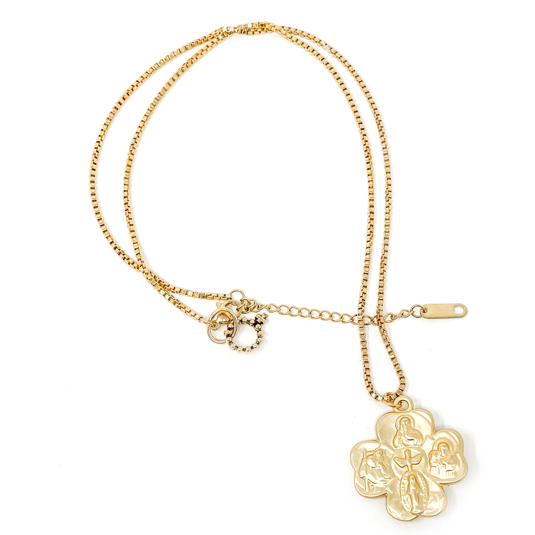 18” Non-Tarnish Box Chain Necklace with Gold Clover 4-Way Cross