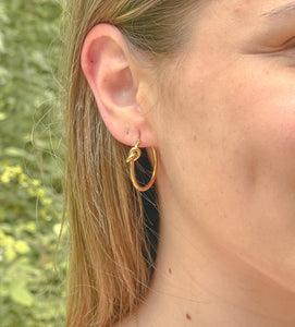 Non-Tarnish Knotted Hoops